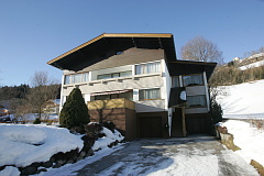 Bild: Aussenansicht des Landhauses Köck im Winter